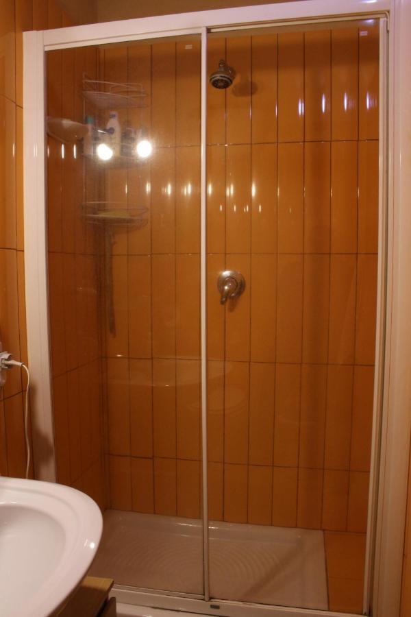 Hazelrome Apartment ภายนอก รูปภาพ